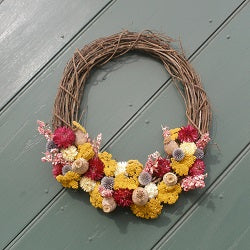 5 Charming DIY Wreaths for the Autumn Season
