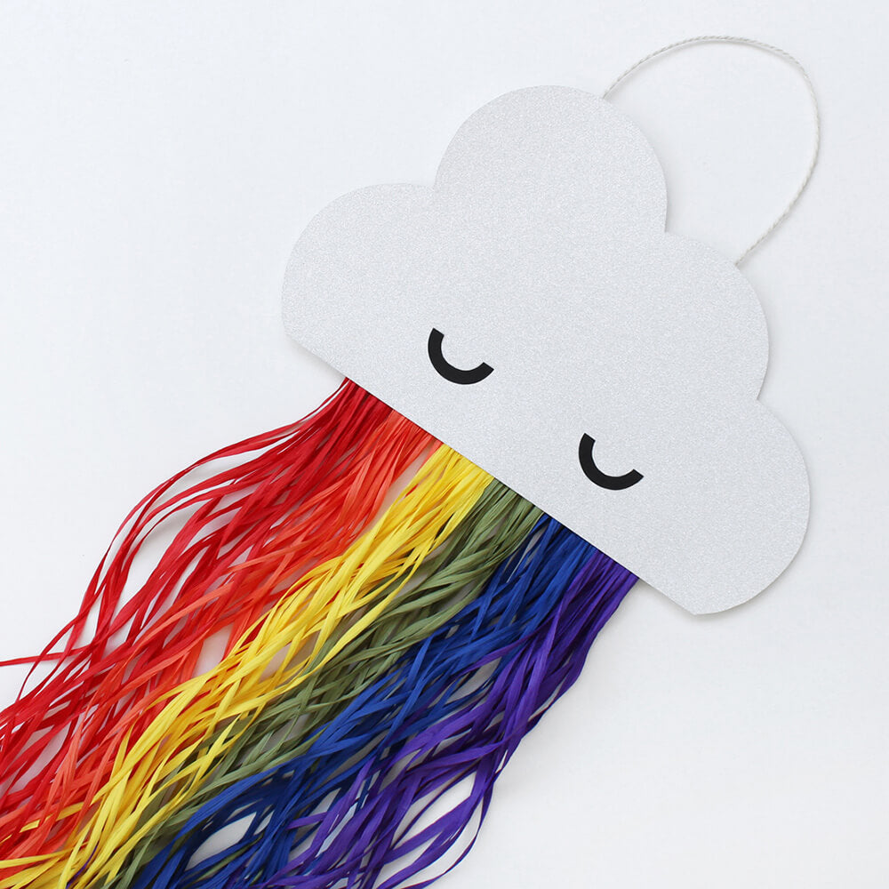 DIY wall art: sparkly rainbow cloud