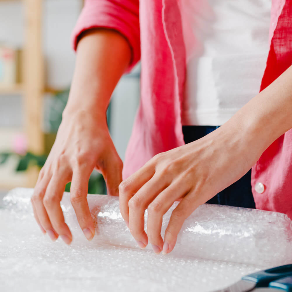 how to pack fragile items to ship in the mail